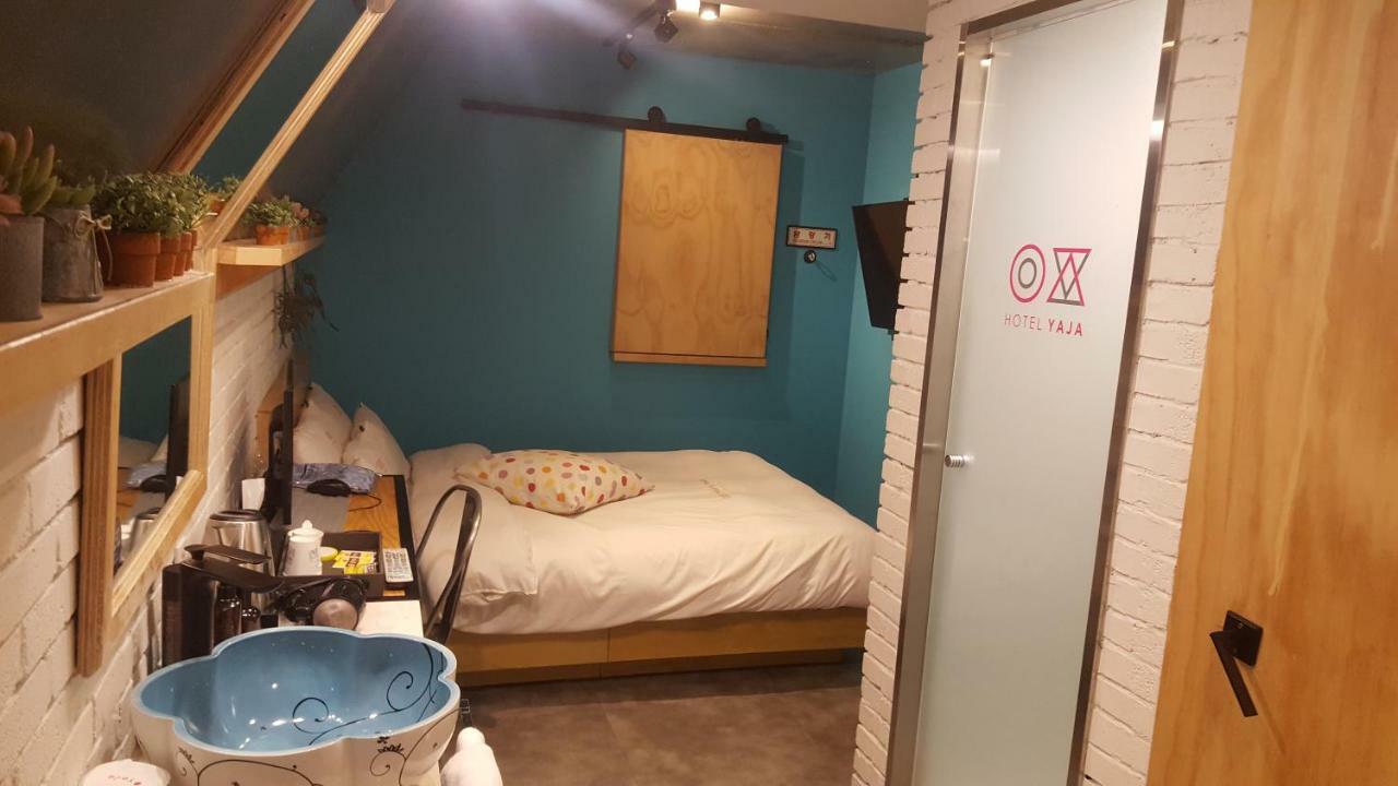 Hotel Yaja Jongno Сеул Екстер'єр фото