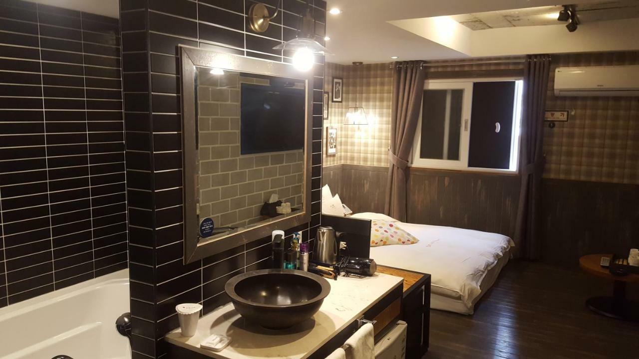 Hotel Yaja Jongno Сеул Екстер'єр фото